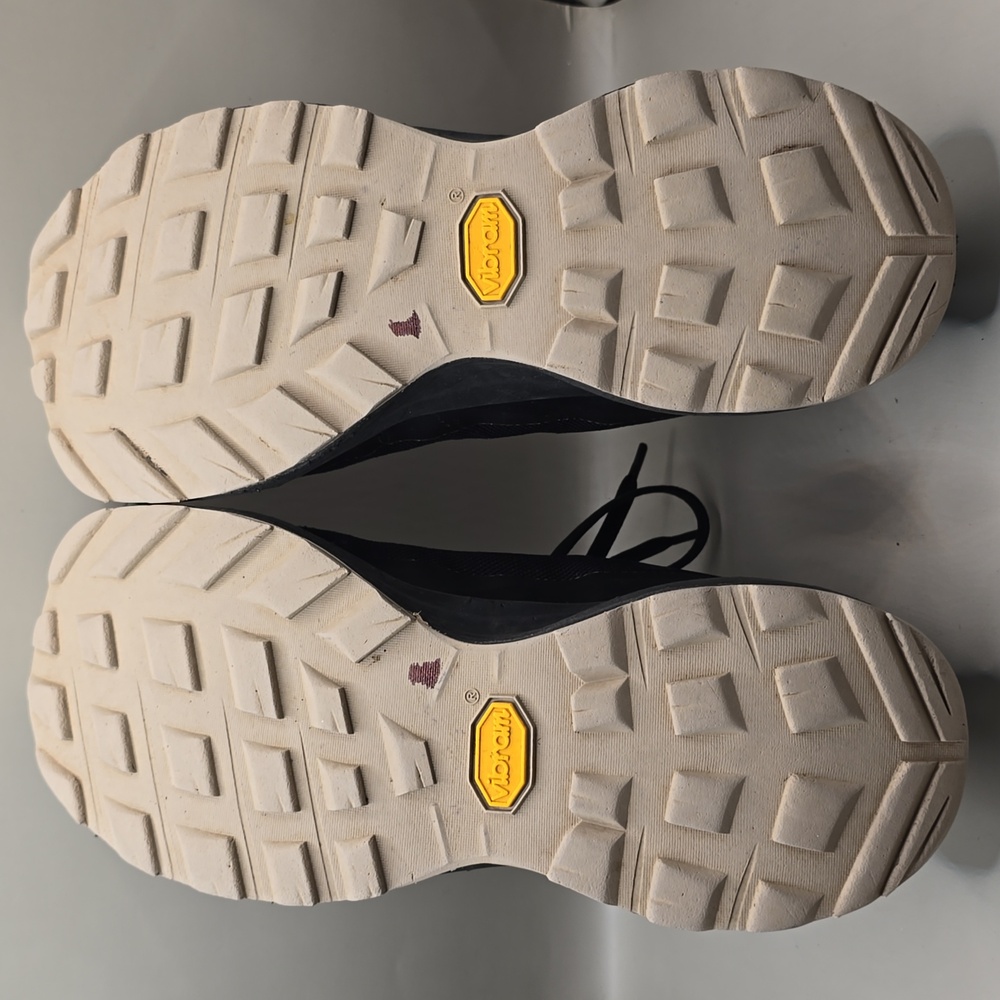 ●SOLD●Arc'teryx Aerios FL Gore-Tex Shoes Men's 7.5 Black Low-Top Outdoors 225389 - Picture 10 of 11